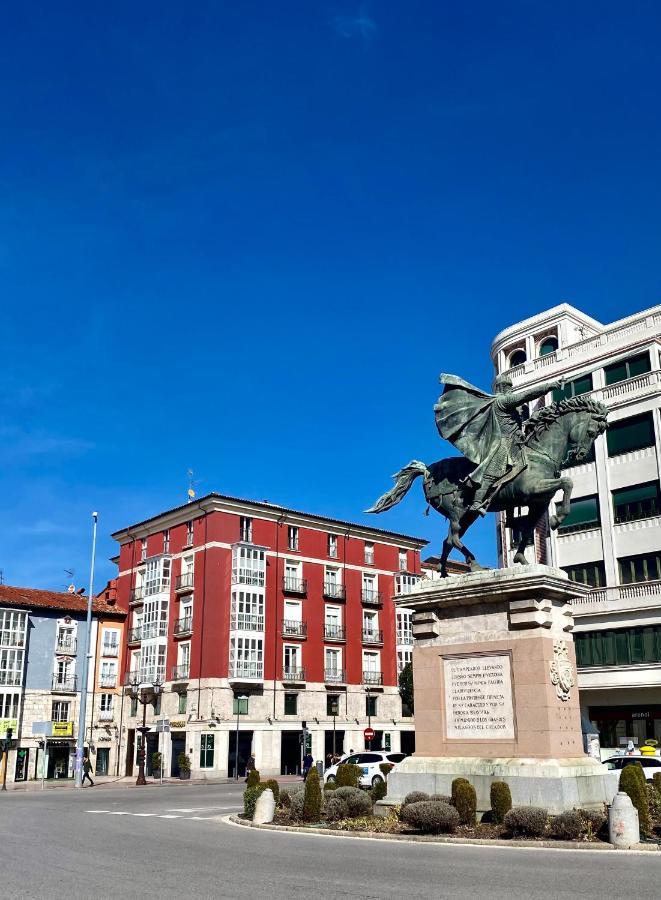 Apartamento Turistico Plaza Mayor Burgos Exterior photo